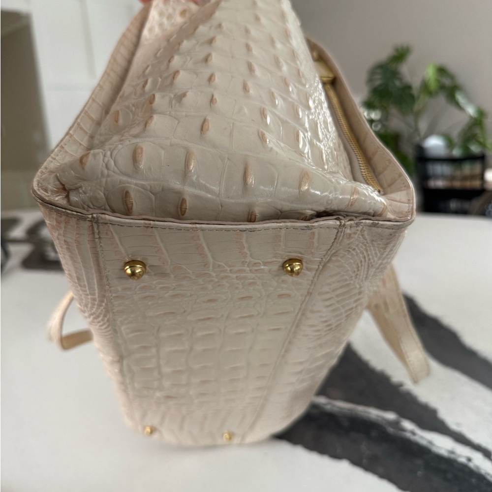 Brahmin Cream/Gold -Embossed Tote Bag - Picture 5 of 7